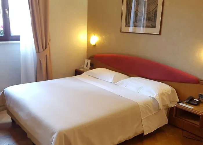 Fori Imperiali Otel