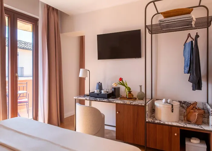 Fori Imperiali Otel 3*